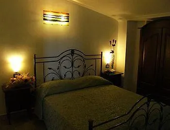 La Civetta Nocleg ze śniadaniem 4*