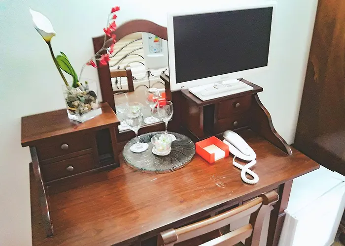 猫头鹰酒店 3* 阿格罗波利