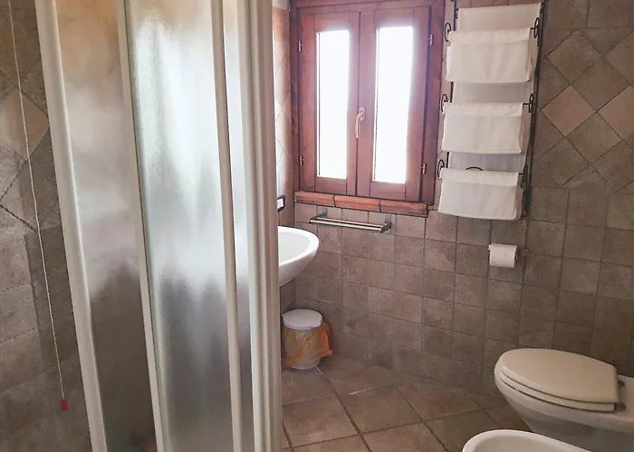 猫头鹰酒店 住宿加早餐酒店 阿格罗波利