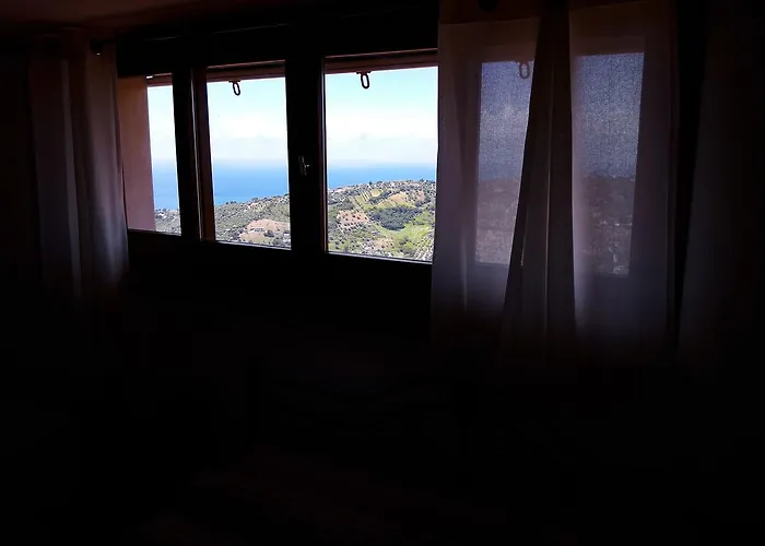 La Civetta 3* أغروبولي